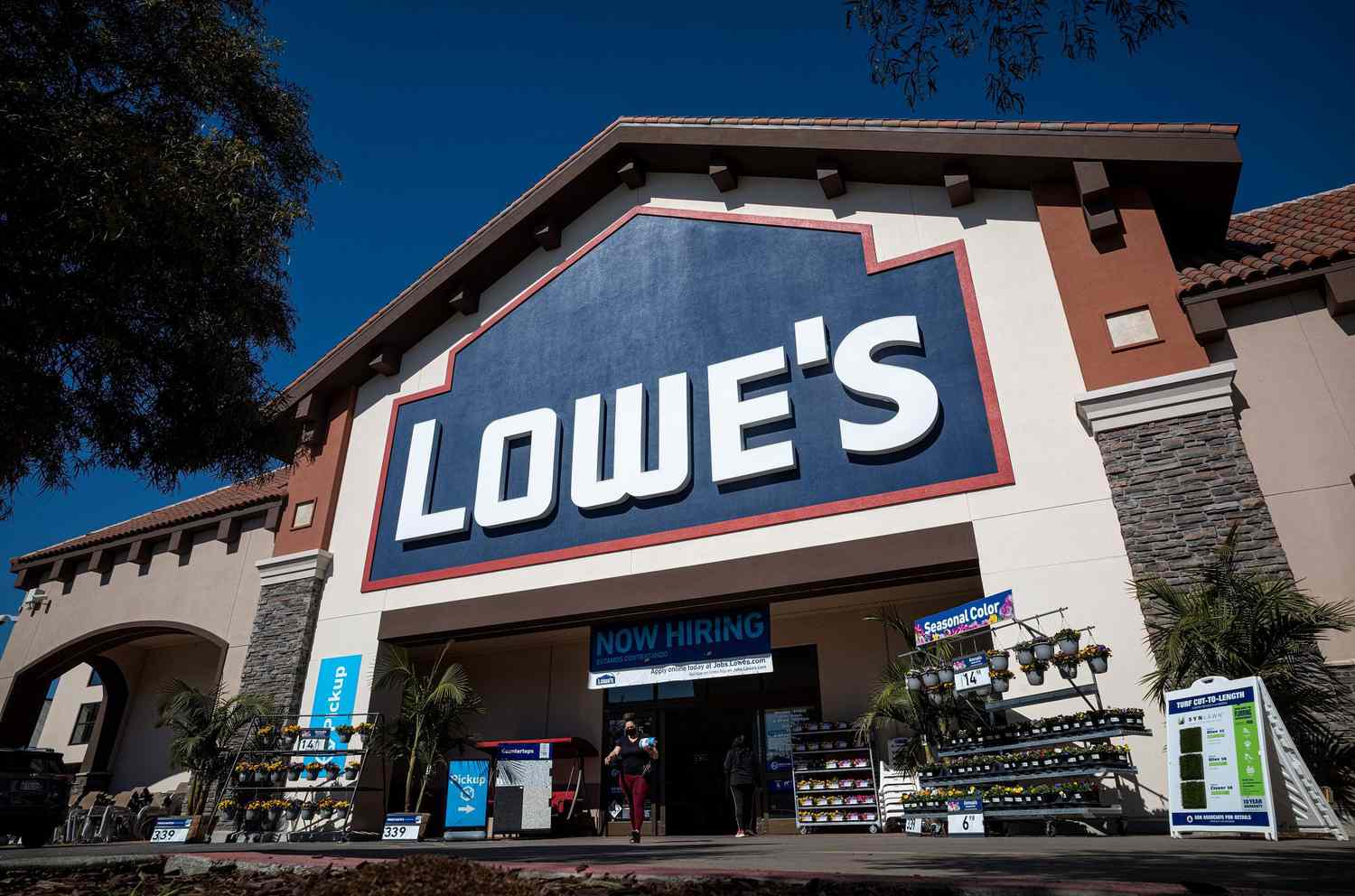 Lowe's Store Front